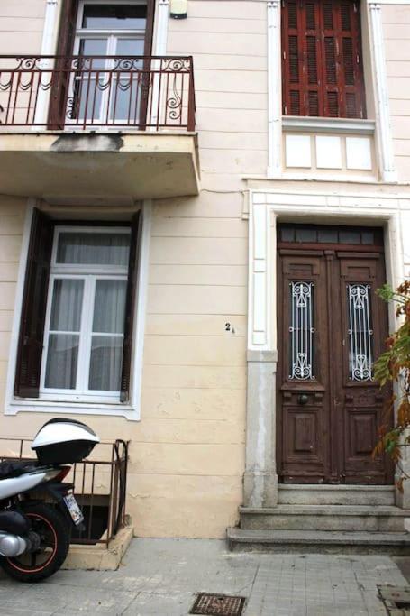 Calliope'S Neoclassical Home In The Heart Of Plaka Ateny Zewnętrze zdjęcie
